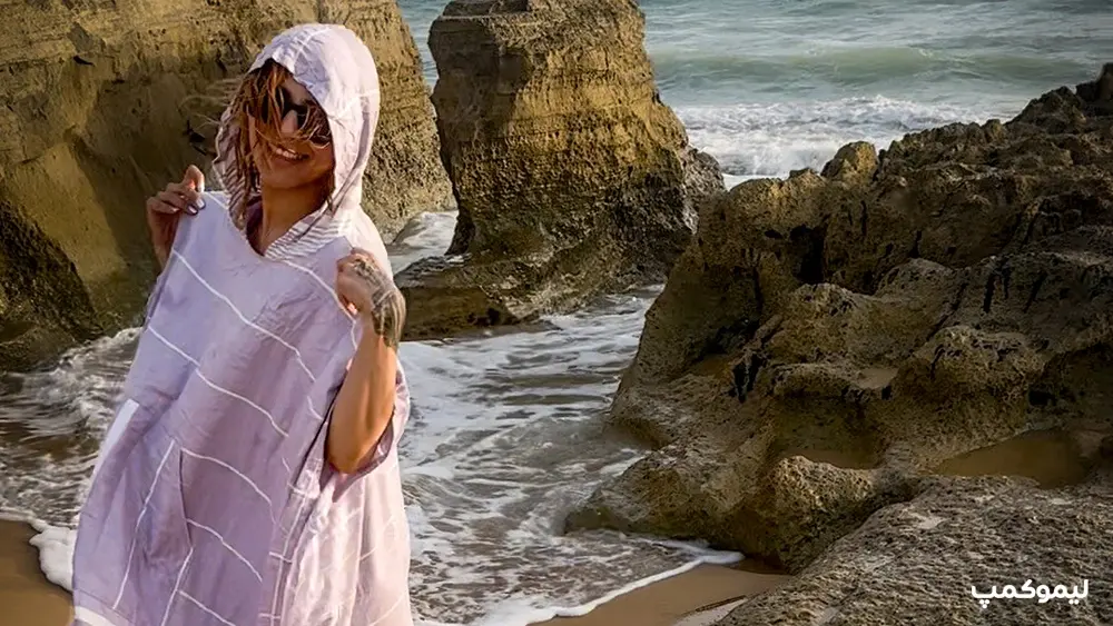 حوله پانچویی ( ضخیم، نازک ) جایگزین حوله معمولی در سفرهای فصلی